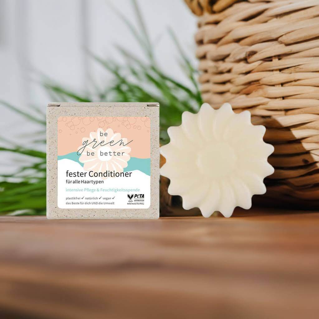Conditioner auf Holztisch